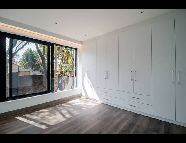 3 BEDROOM FREESTANDING FOR SALE IN LYNNWOOD